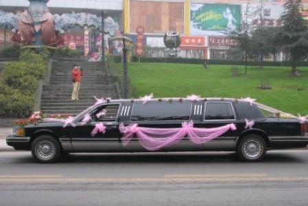 加長(cháng)林肯 1580元【公司 出租】(圖1) 加長(cháng)林肯 1580元【公司 出租】(圖1)